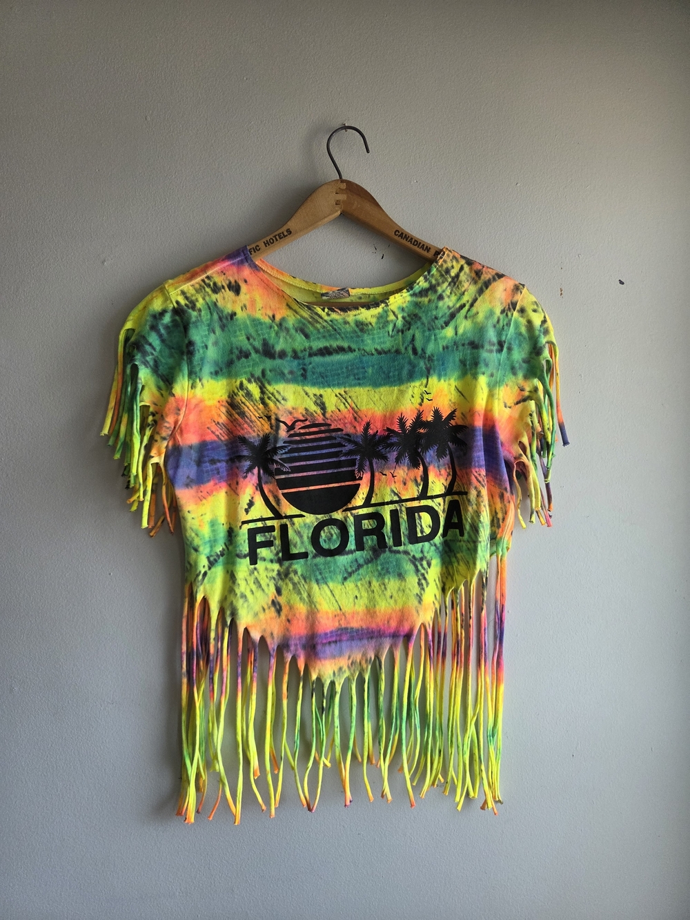 True Vintage 90s Tie-Dye Fringe Florida Graphic Tee